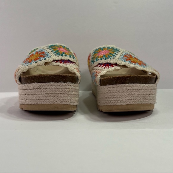Dirty Laundry Plays Platform Crochet Espadrille Sandals - multi, size 6/36.5 - Picture 5 of 13
